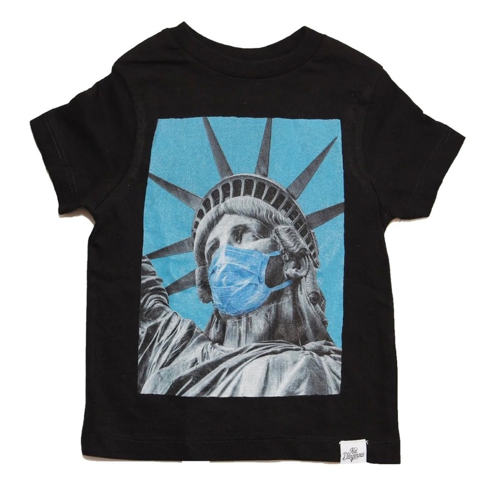 Statue of Liberty with a Mask T-Shirt - Size 3